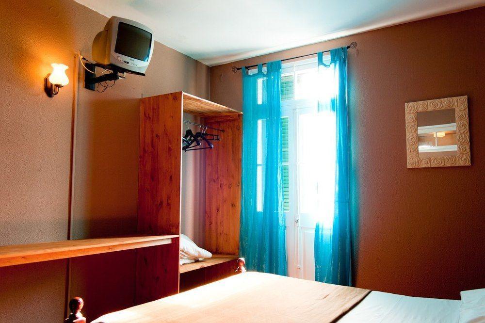 ホテル Residencial Funchal エクステリア 写真