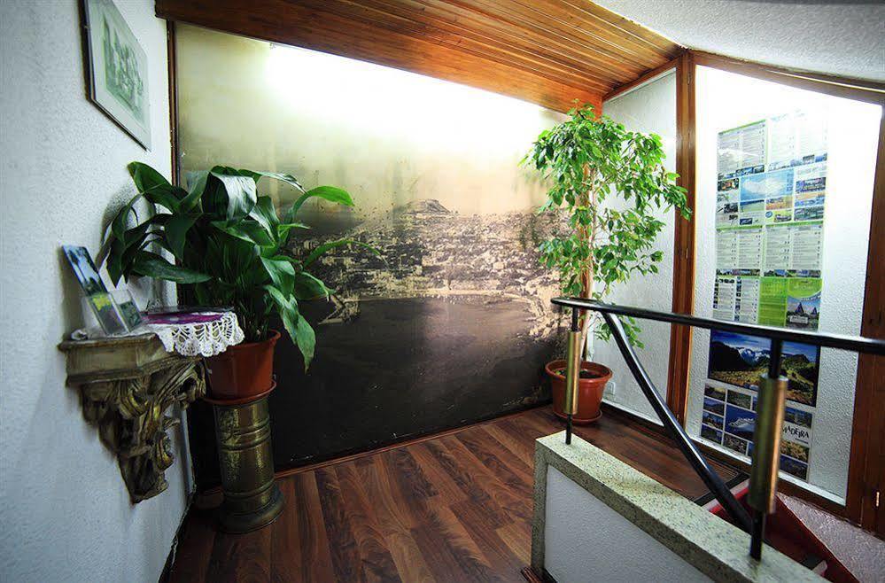 ホテル Residencial Funchal エクステリア 写真