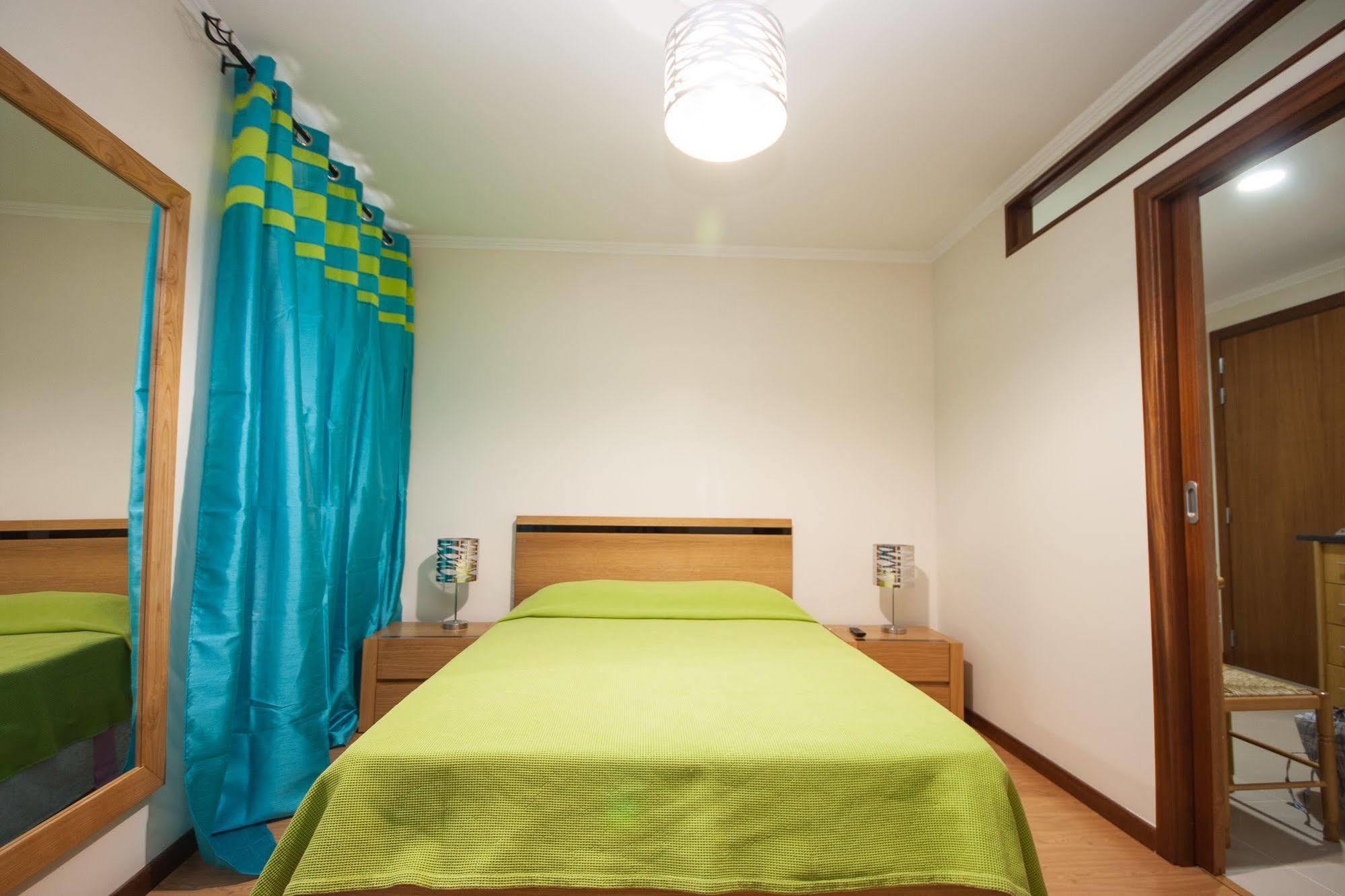 ホテル Residencial Funchal エクステリア 写真